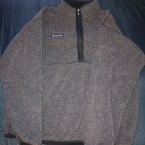 Columbia fleece quarter zip. Size Large